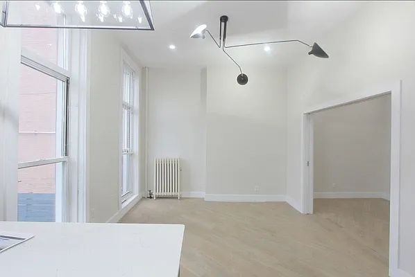 Rented by Marquis Real Estate Services | media 18