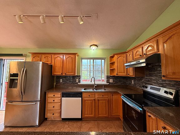 4th image of 26 Tourtellotte Road