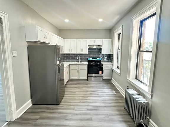 5th image of 106 N Arlington Ave APT 204
