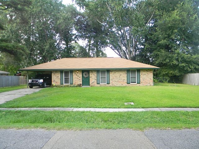 1st image of 9547 Redwood Dr