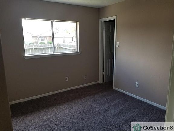 5th image of 16802 Swanmore Dr
