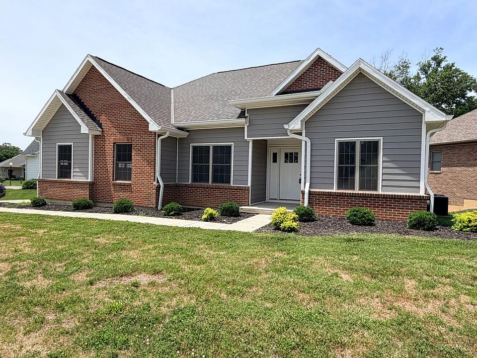 1st image of 6723 Daniels Walk