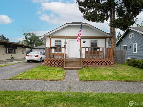 1404 S 2nd Street, Mount Vernon, WA 98273