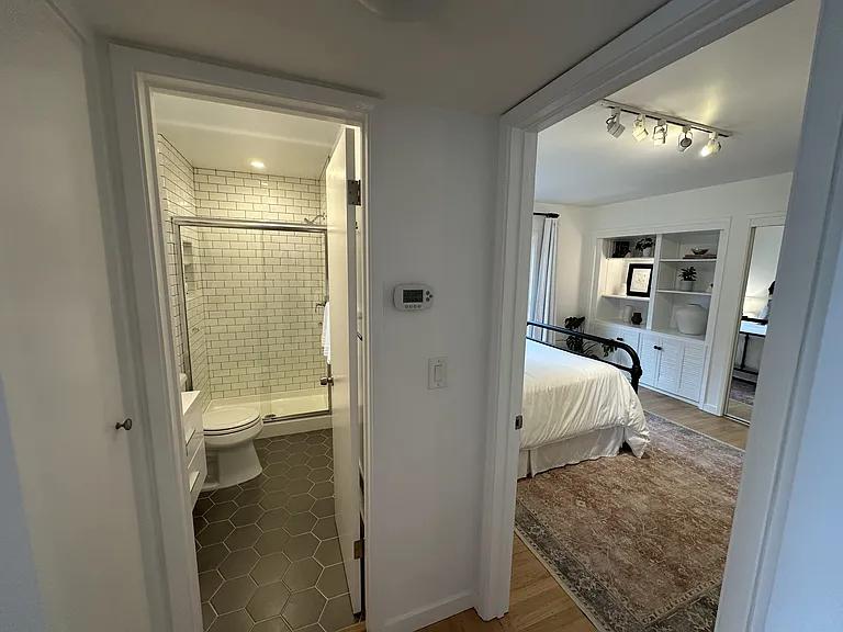 110 Morning Sun Ave — Photo 12