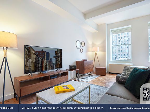 3rd image of 67 Wall St APT 20E