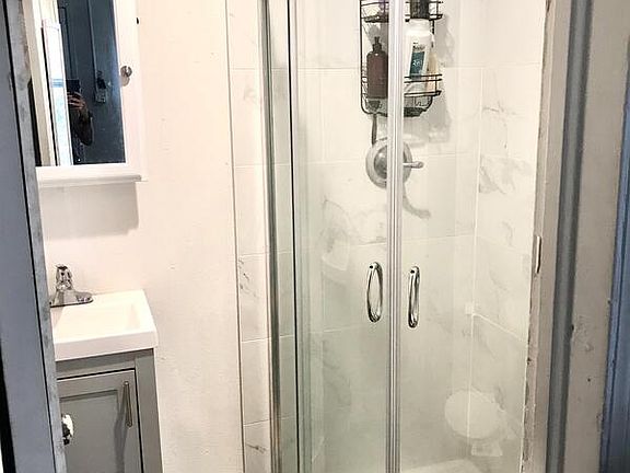 3rd image of 1263 N Clarkson St #3