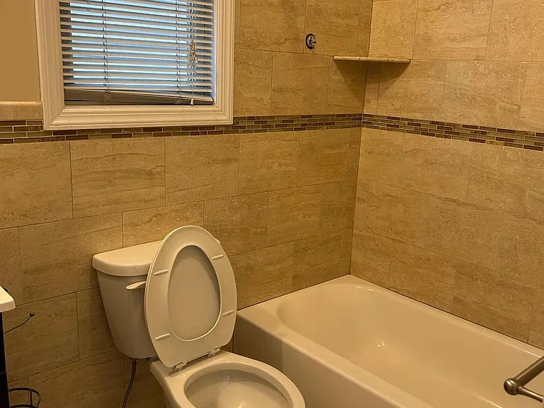 414 Sussex St #2 — Photo 5