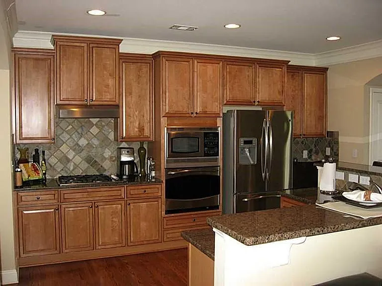 9040 Woodland Trl — Photo 2