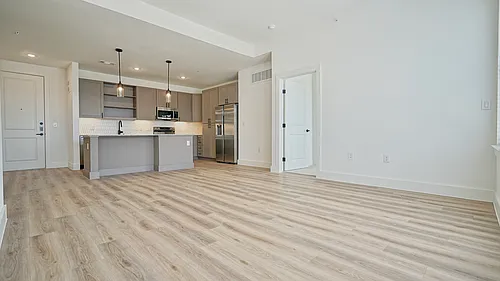 202 Oak Creek Way #4132 Photo 1