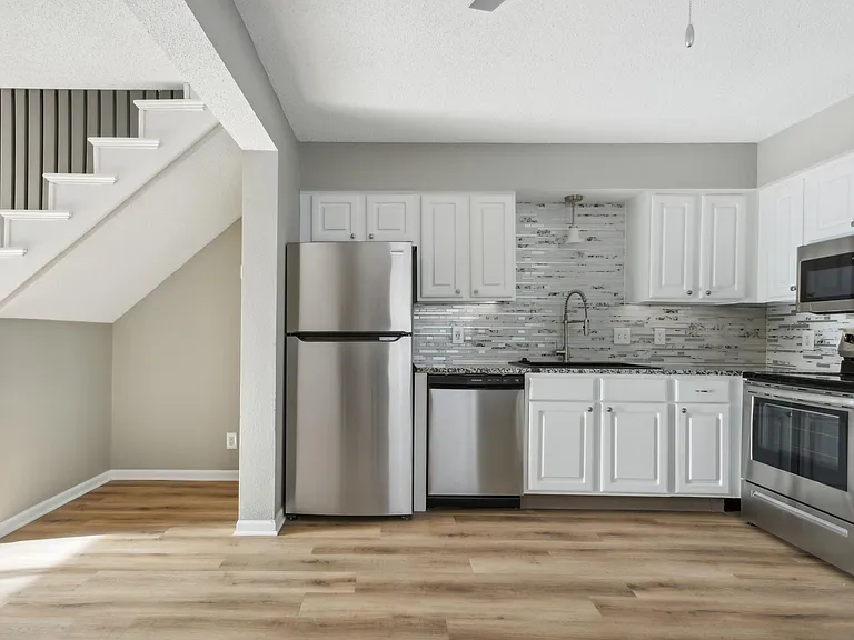 Chestnut Heights Townhomes — Photo 52