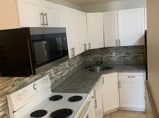 256 Hurley St #2, Cambridge, MA 02141