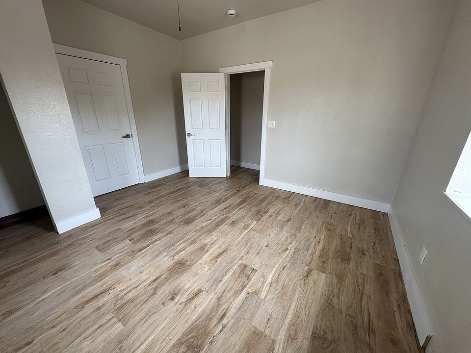 Bedroom 2, 2nd floor