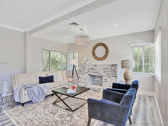2nd image of 3490 Prairie Ave #0