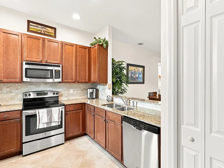 10263 SW Reggiani Rd — Photo 17