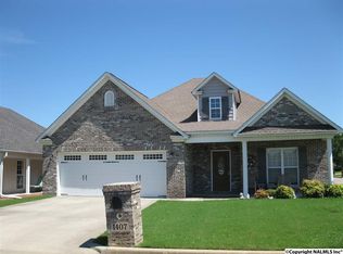 1407 Berrivine Dr NE, Hartselle, AL 35640