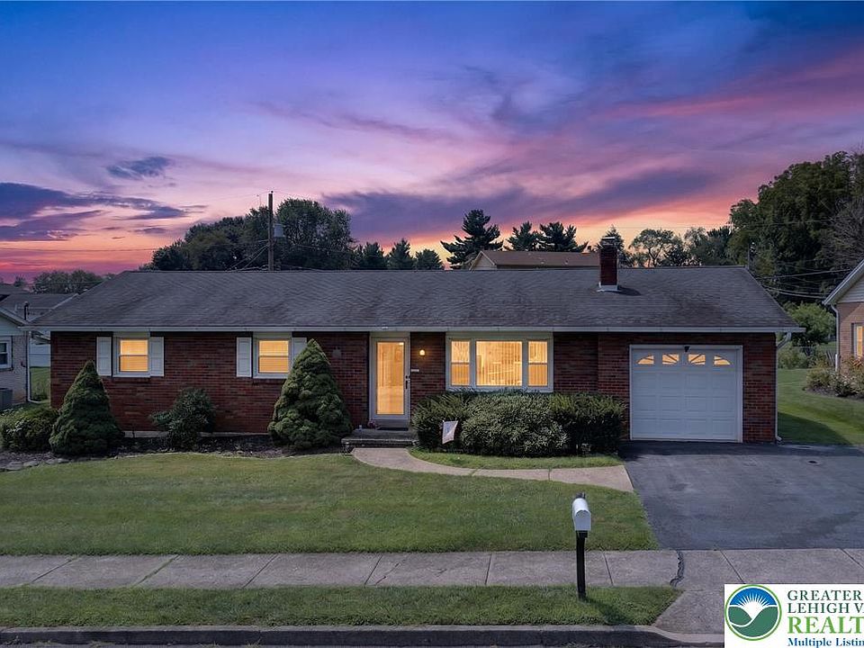 1st image of 1130 Westbury Dr