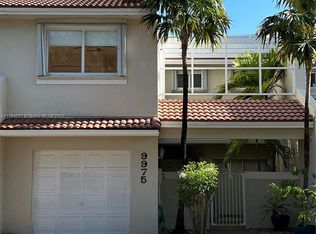 9975 NW 43rd Ter, Doral, FL 33178