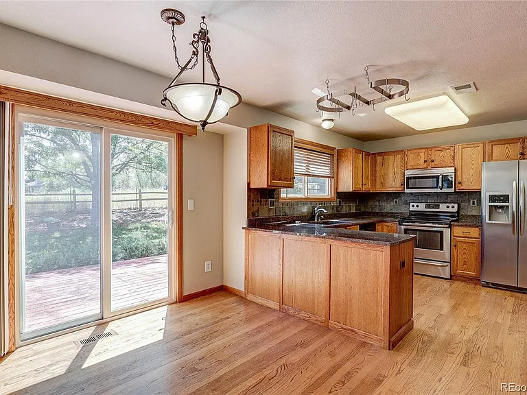 11176 Rodeo Cir — Photo 10