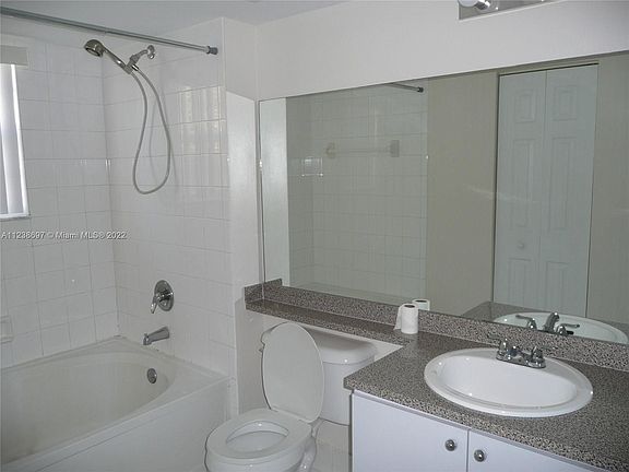 5th image of 11165 SW 6th St #3301