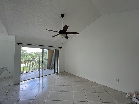 5th image of 2600 S University Dr APT 328
