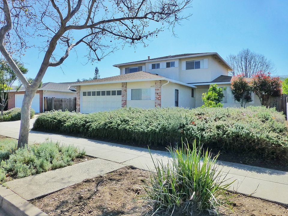 1st image of 1462 Redmond Ave