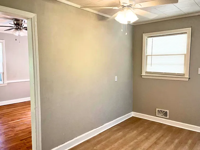 2742 Forest Ridge Dr — Photo 18