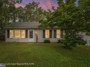 122 Village Dr, Barnegat, NJ 08005