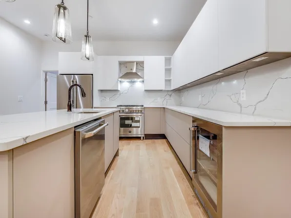 1021 Washington Street image 1 of 20