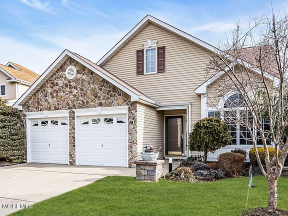 5th image of 15 Congressional Road