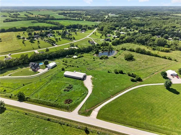 8300 State Highway 92, Platte City, MO 64079