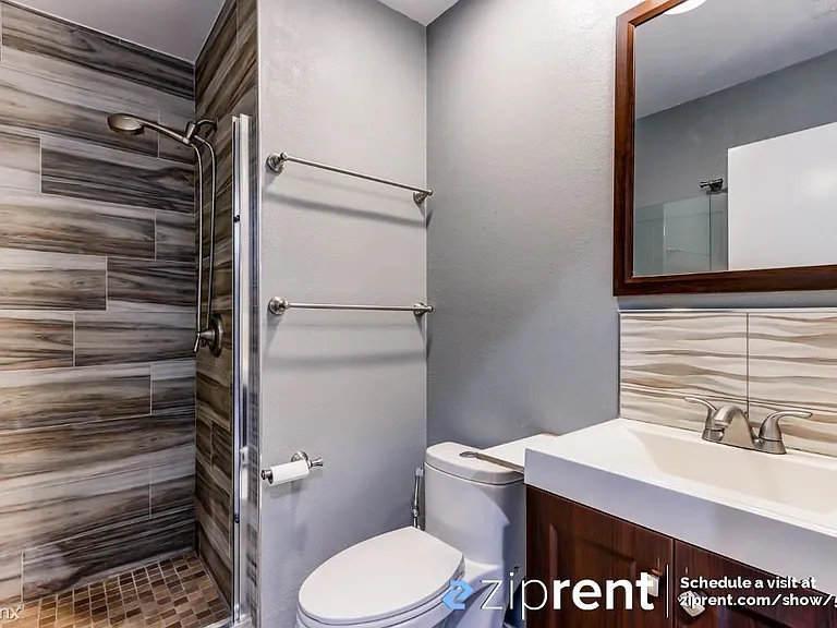 4548 Donalbain Cir — Photo 8