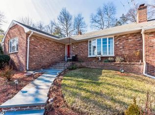 1078 Sunny Slope Dr, Mountainside, NJ 07092