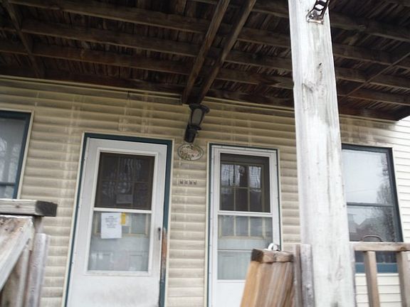 2nd image of 2503 Grand Ave