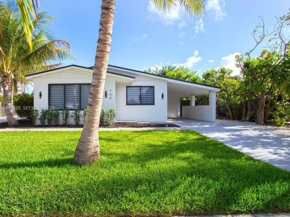 740 NE 43rd Ct, Pompano Beach, FL 33064