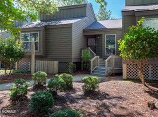 7202 Windward Dr, New Bern, NC 28560