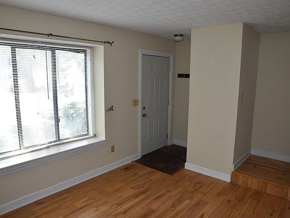 5th image of 6462 Cranston Way #30