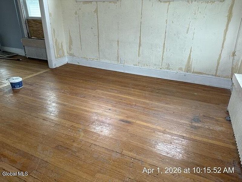 3rd image of 6 Fullerton Street