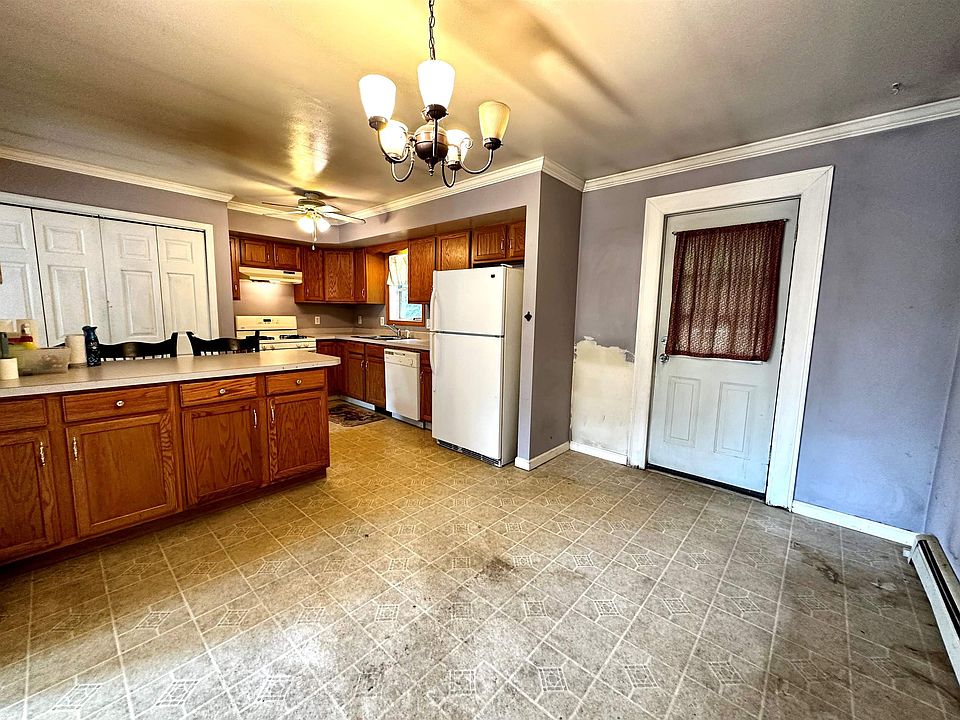 101 N River Road, Walpole, NH 03608 Zillow