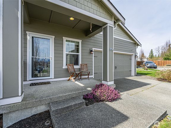 3rd image of 32503 Marguerite Lane