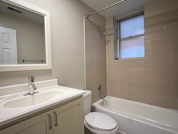 5th image of 3457 Crittenden St