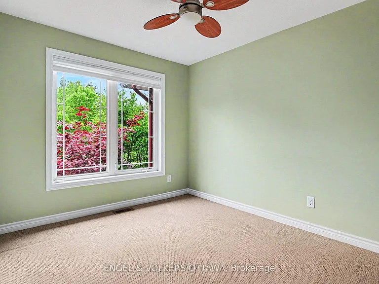 340 Forestbrook St — Photo 12