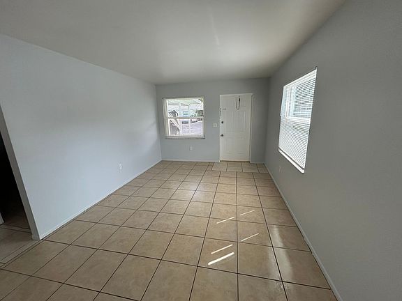 5th image of 5402 18th St W