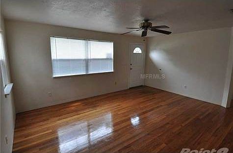 5th image of 605 McLennan St