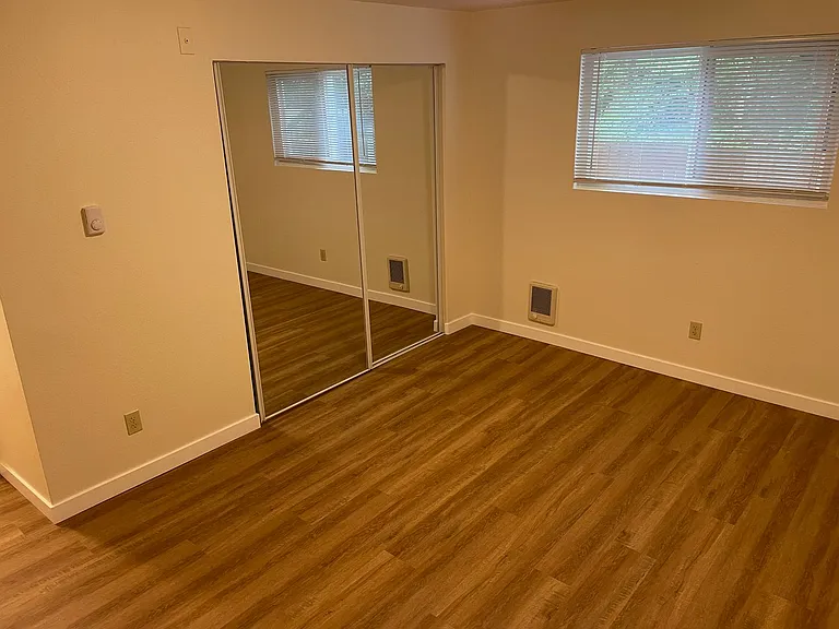 10619 E Riverside Dr #10620 — Photo 3