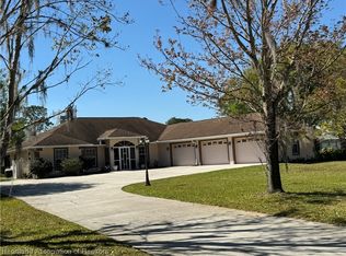 1921 Flower Ter, Sebring, FL 33875