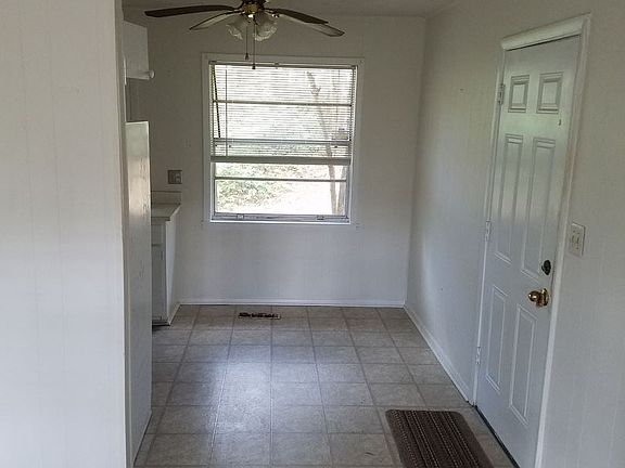 2nd image of 2408 Lakeshore Dr