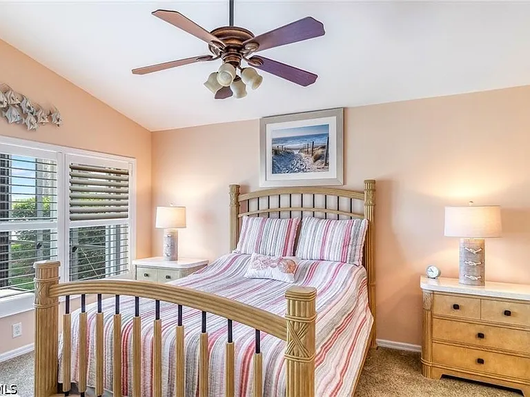 10025 Oakhurst Way — Photo 12