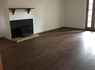 1300 Gladstone Dr, Sacramento, CA 95864
