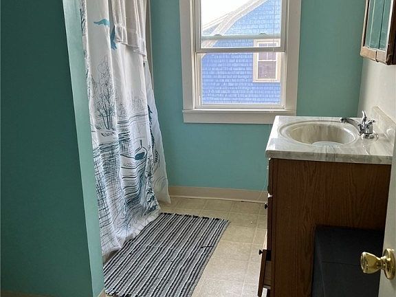 5th image of 1504 S Geddes St