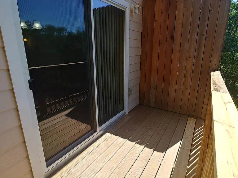 Balcony off of Dining area